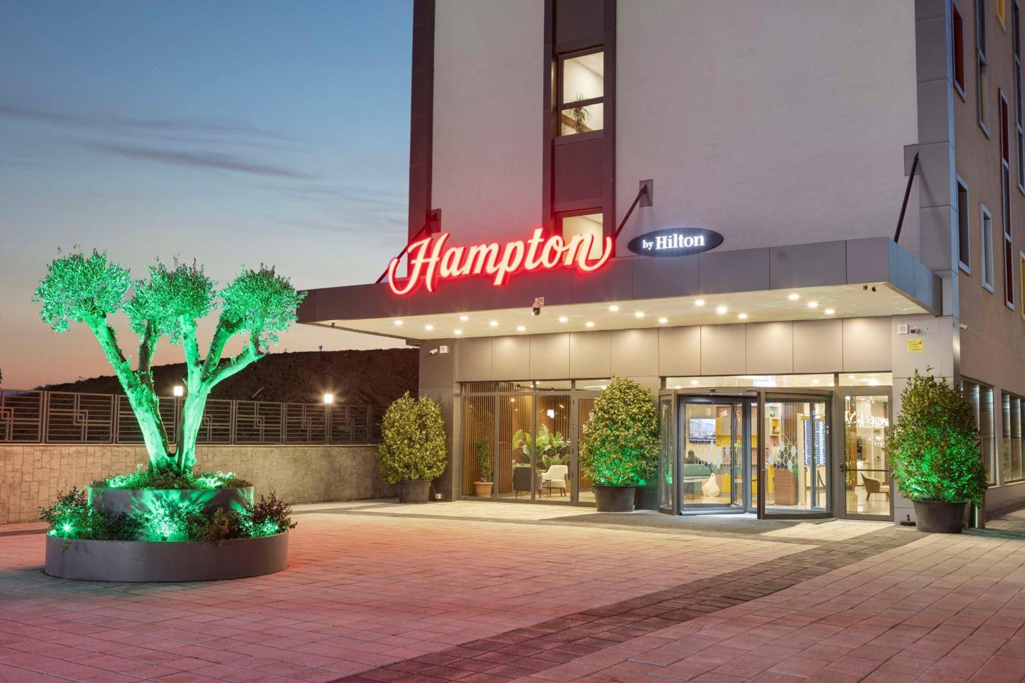 Hampton By Hilton Istanbul Airport, Arnavutkoy Hotell Eksteriør bilde